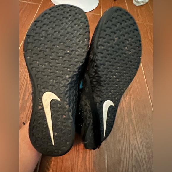 Nike Metcons. Size 8.5. Good condition - Picture 3 of 3